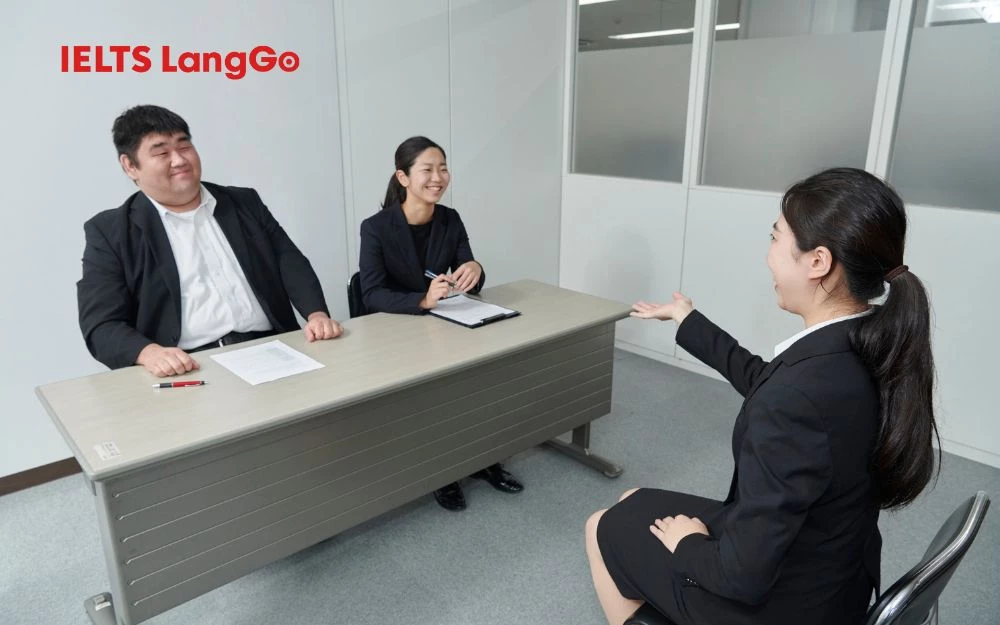 Giới thiệu bản thân khi phỏng vấn thể hiện sự tự tin, mức độ chuyên nghiệp của ứng viên