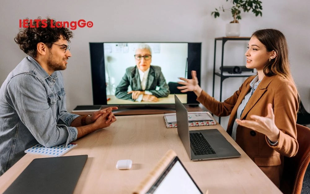 Mô hình kết hợp theo lịch trình