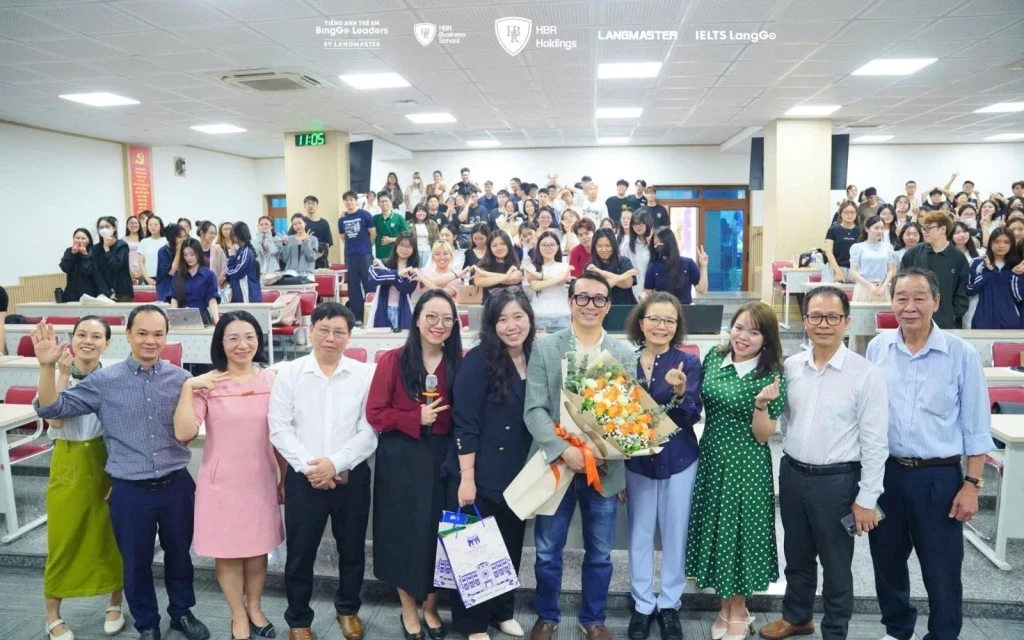 LangGo Careers trải thảm đỏ đón nhân tài - Nơi mỗi cá nhân được tạo điều kiện để bứt phá và thăng tiến không giới hạn.
