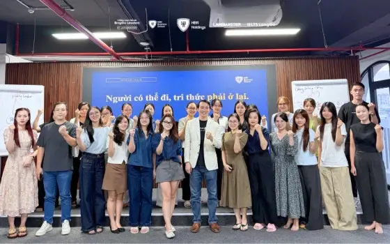 Đội ngũ quản lý và nhân sự HBR Holdings tham gia chương trình đào tạo nội bộ về ứng dụng AI.